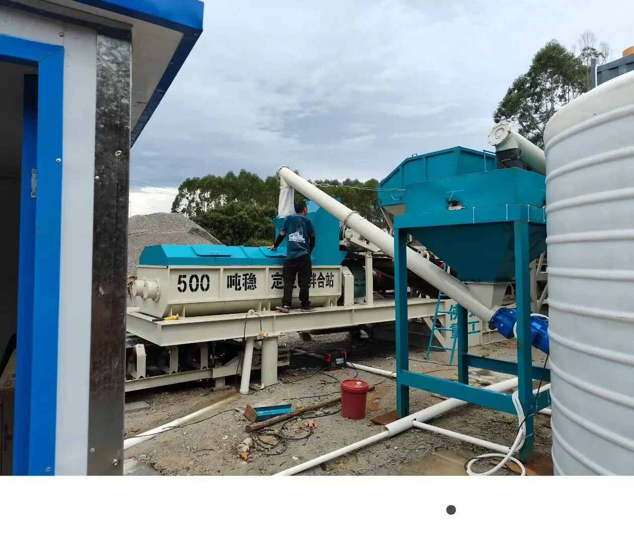 Stabilized soil mixing equipment, used to display stabilized soil mixing plant related equipment and structures
