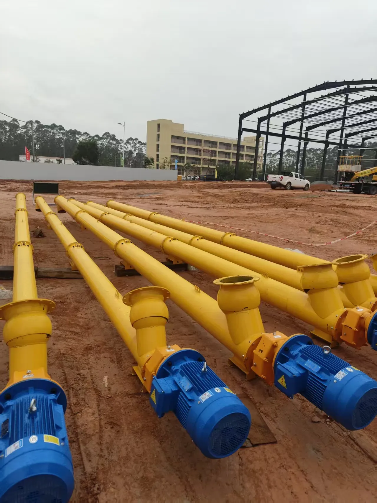 Large batching plant equipment and supporting structures, used to demonstrate equipment and structures related to large concrete batching plant system components