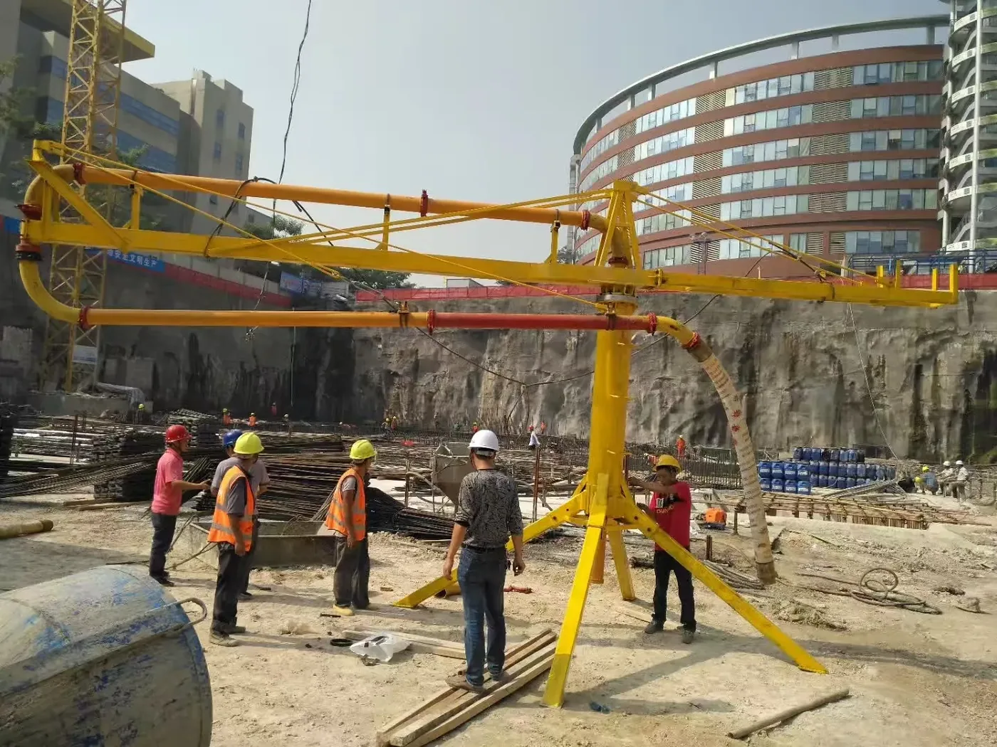 Concrete placing equipment, used to display equipment and structure related to concrete placing equipment