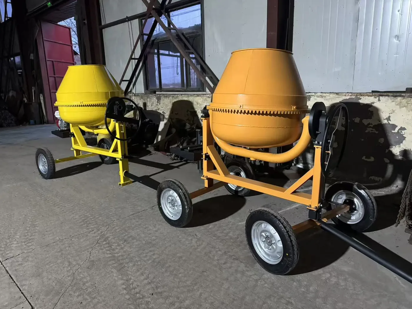 Diesel-powered concrete mixer, used to display equipment and structures related to diesel-powered concrete mixer
