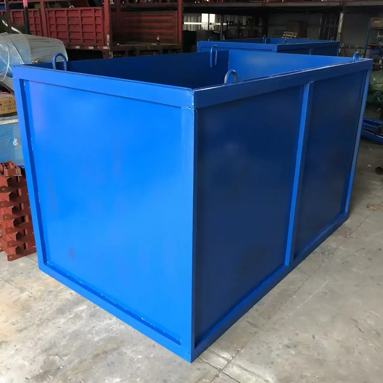 Supporting equipment for construction site waste pits, used to display equipment and structures related to construction site waste pit supporting equipment.