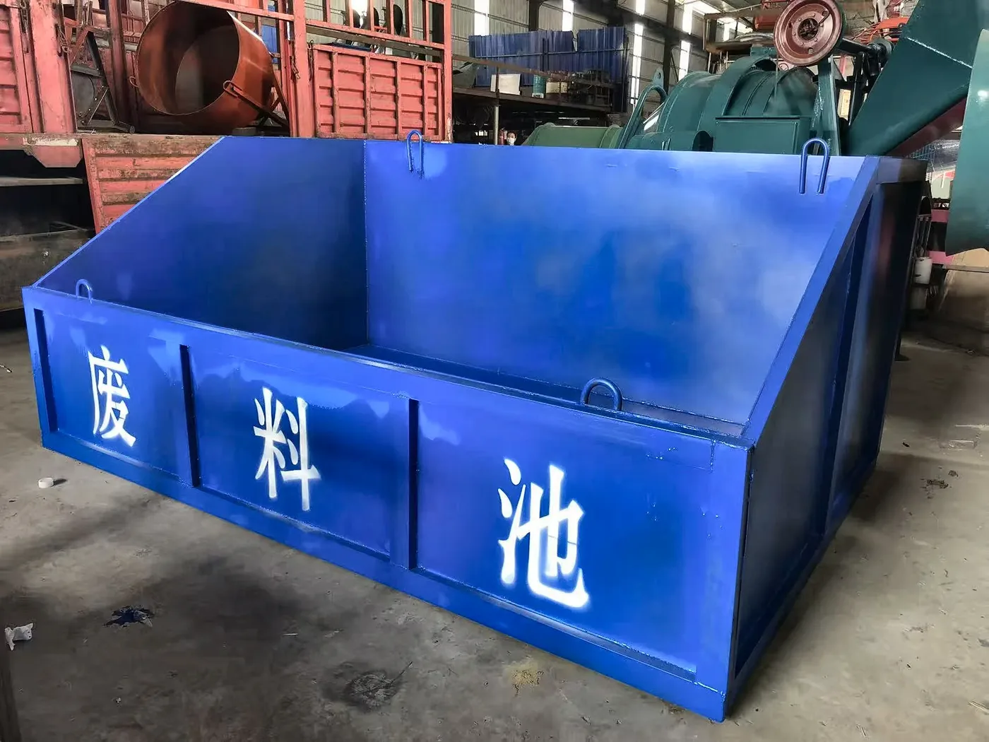 On-site waste pit supporting equipment, used to display equipment and structures related to small concrete and construction equipment