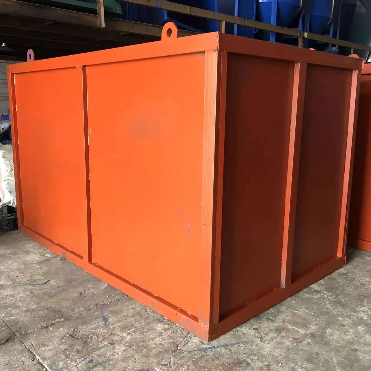 Supporting equipment for construction site waste pits, used to display equipment and structures related to construction site waste pit supporting equipment.