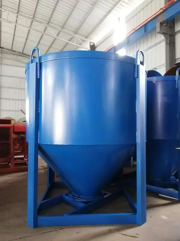 Concrete buckets and hoppers, used to display equipment and structures related to concrete buckets and hoppers