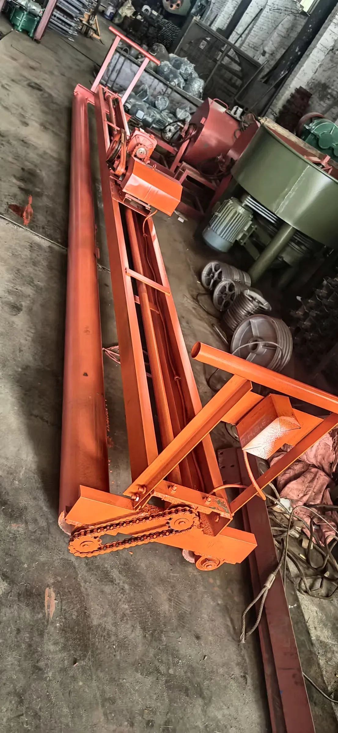 Small road construction machinery, used to display equipment and structures related to small road construction machinery