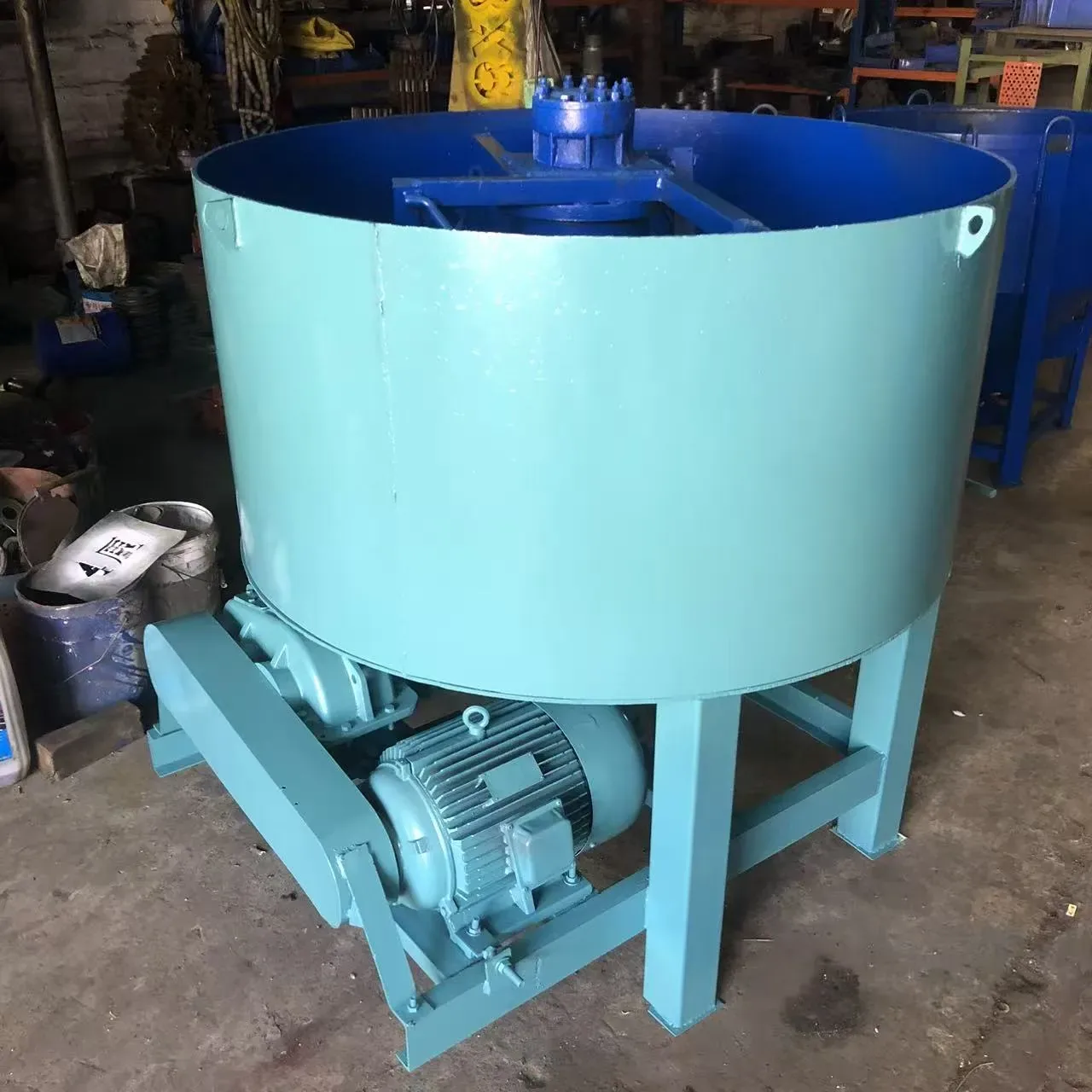 Flat port concrete mixer, used to display equipment and structures related to the flat port concrete mixer