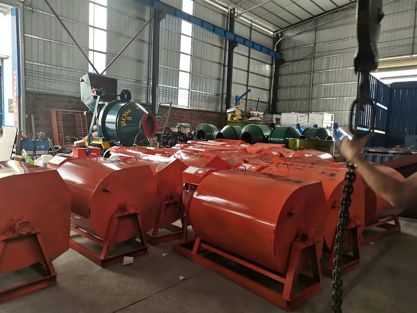 Horizontal mortar mixer, used to display devices and structure related to horizontal mortar mixer