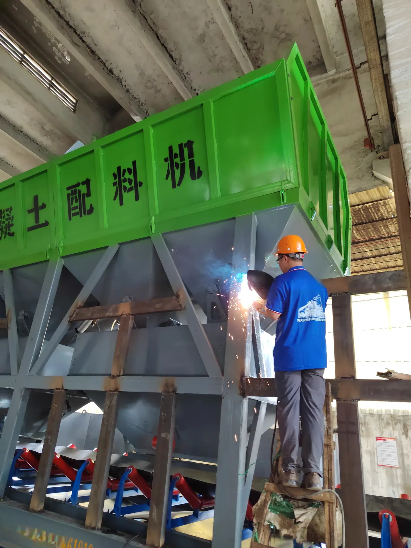 concrete equipment project site, used to display the complete set of equipment and structures related to ready-mix concrete batching plant.
