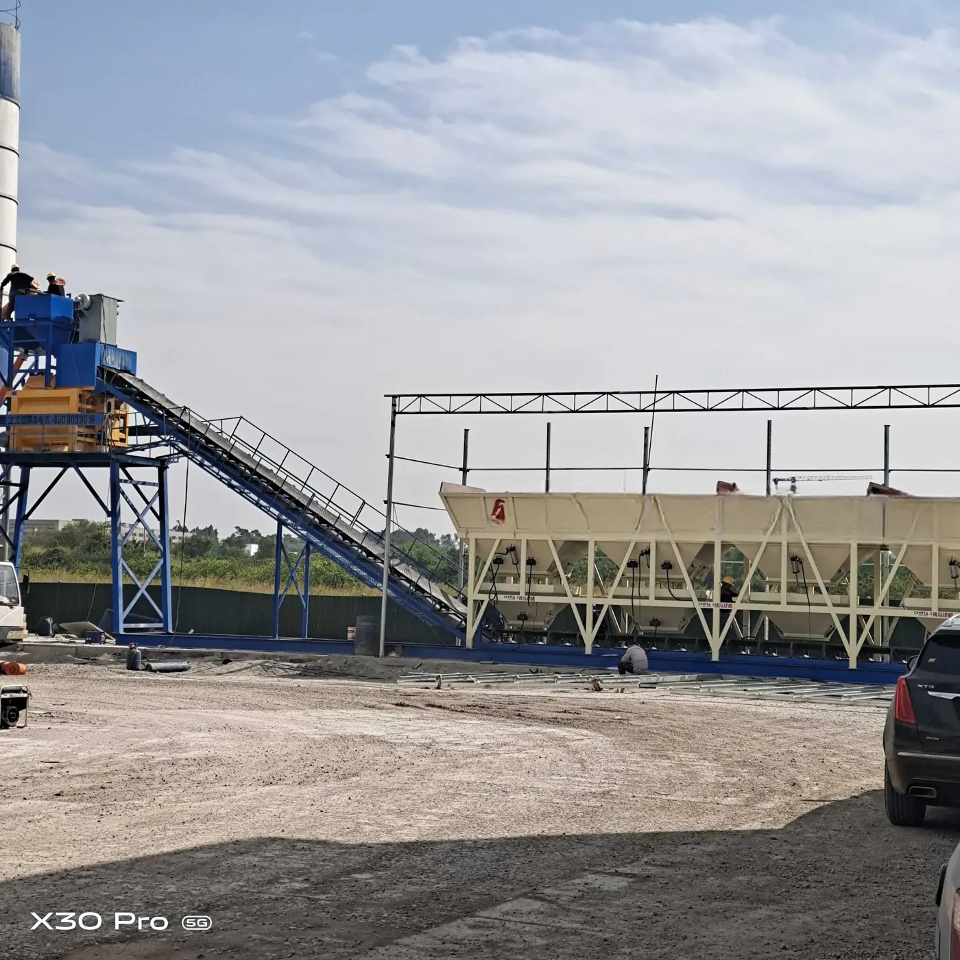 concrete equipment project site, used to display equipment and structures related to the composition of the large concrete batching plant system