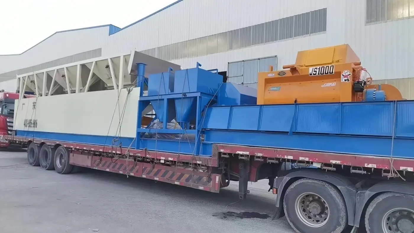 Foundation-free concrete mixing equipment, used to display equipment and structures related to modular concrete batching plant.