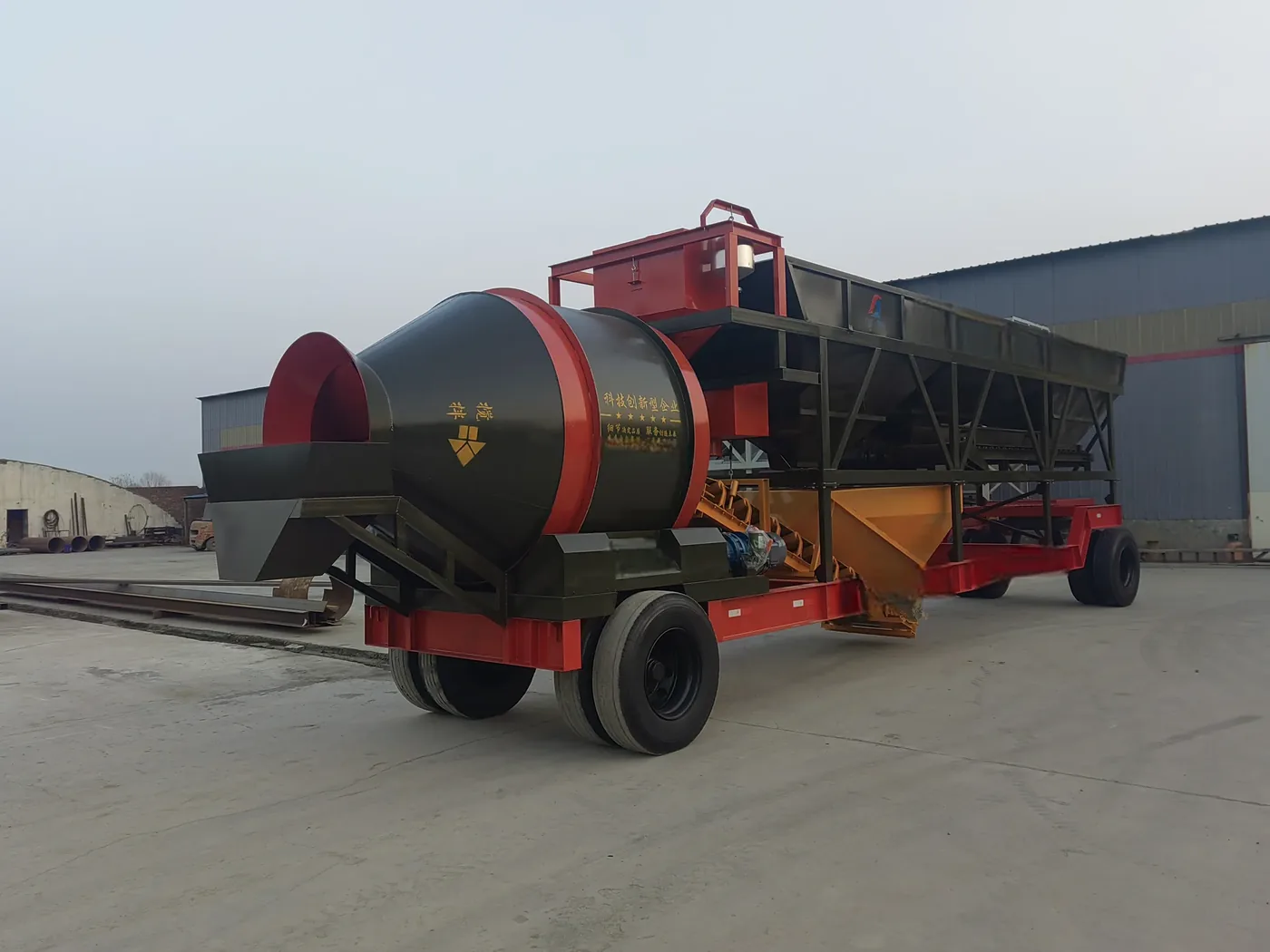 Foundation-free concrete mixing equipment, used to display equipment and structures related to compact concrete batching plant