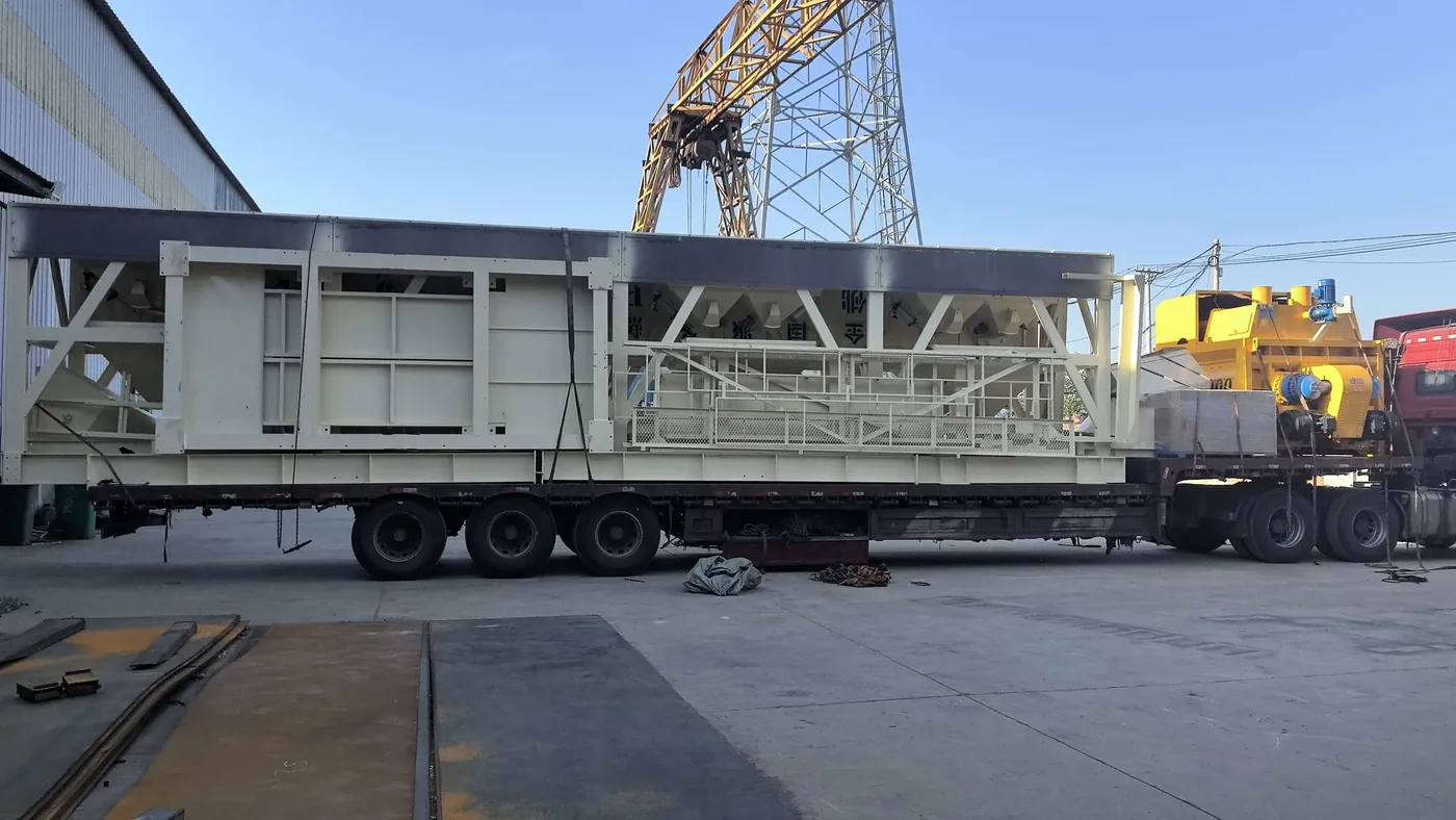 Foundation-free concrete mixing equipment, used to display the differences between foundation-free batching plant and mobile stations in equipment and structures