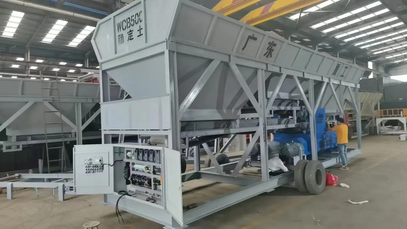 Integrated concrete mixing equipment, used to display equipment and structures related to the installation and commissioning preparation of concrete batching plant
