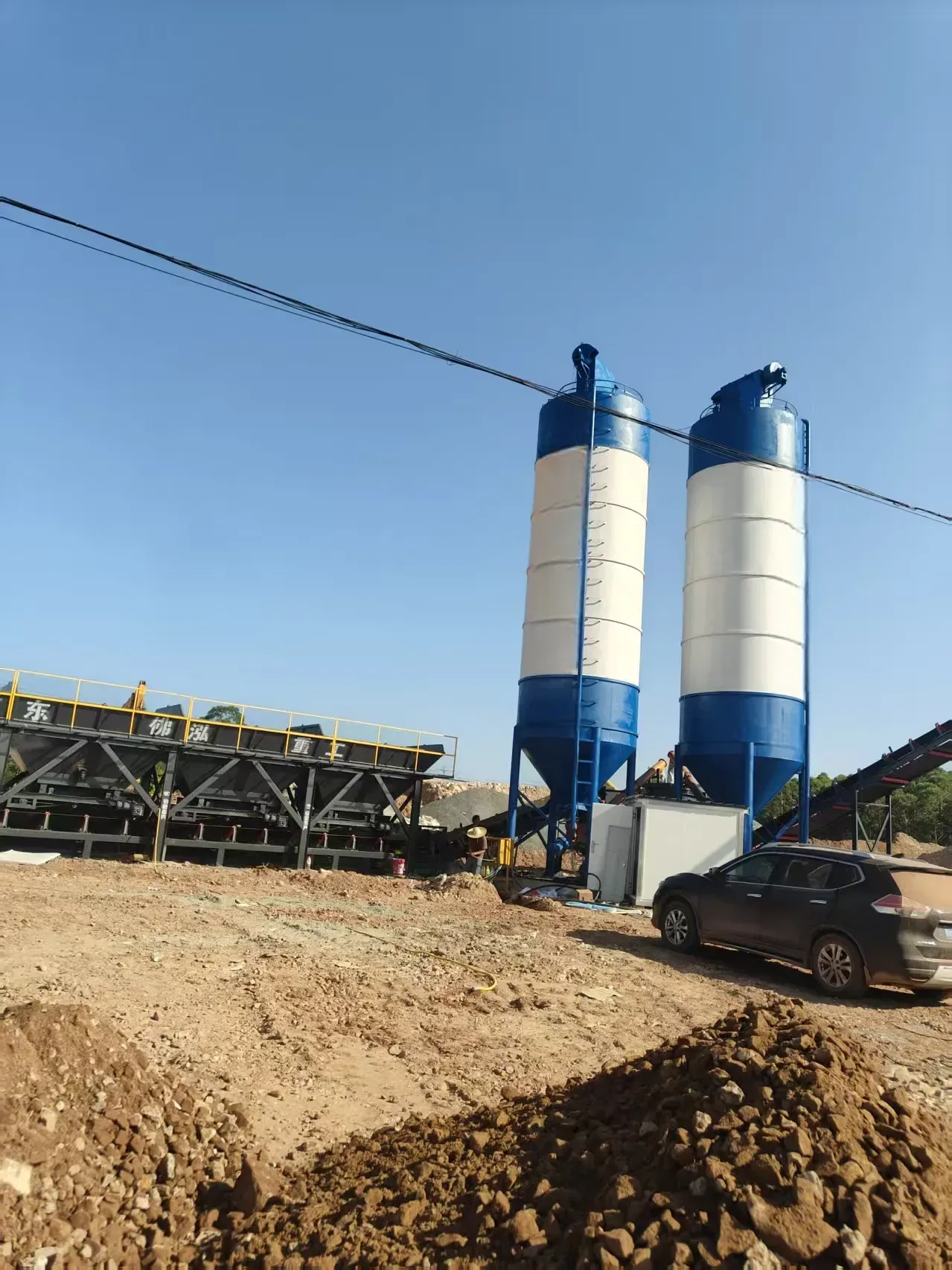 Integrated concrete mixing equipment, used to display equipment and structures related to precast concrete production equipment schemes
