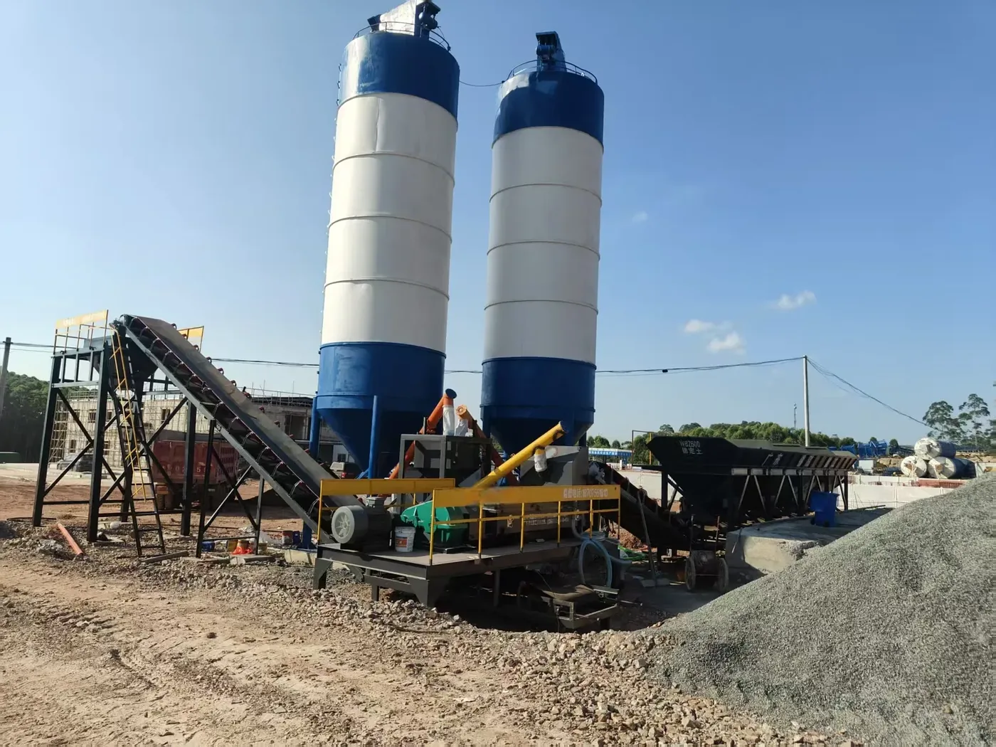 Integrated concrete mixing equipment, used to display product facts, drawings, and delivery documents related equipment and structures