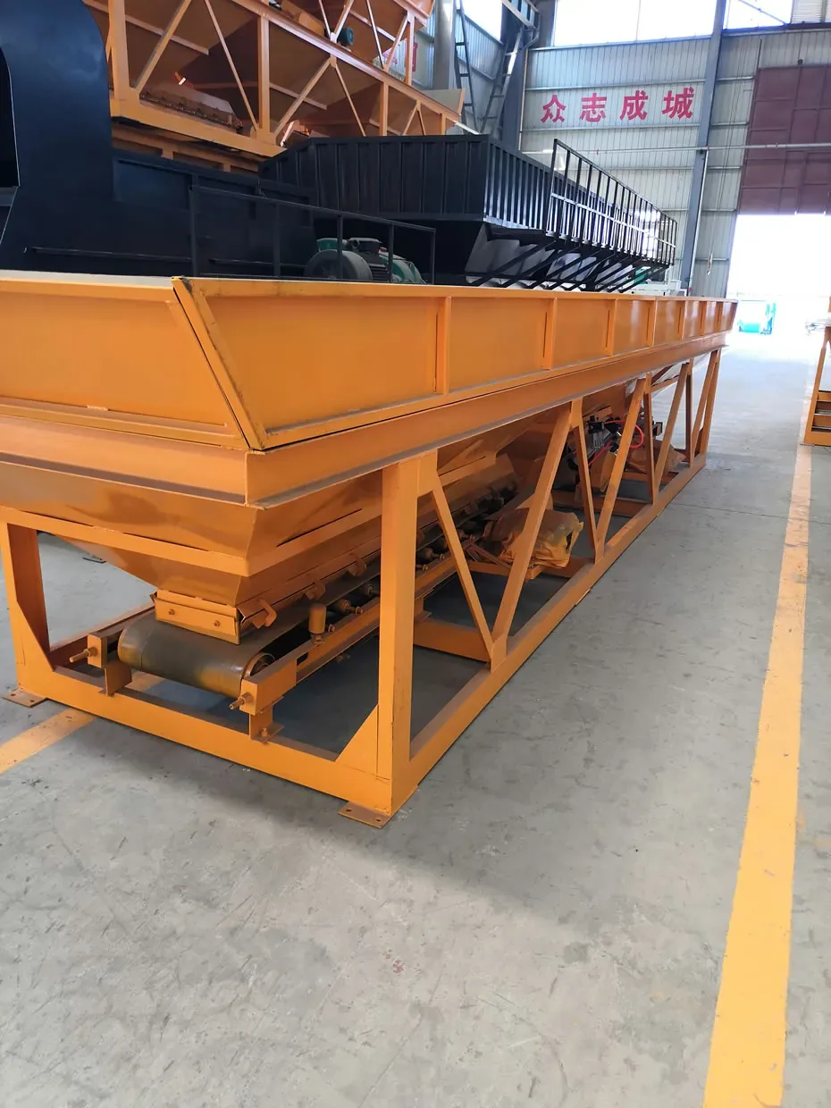 PLD aggregate batching equipment, used to display equipment and structures related to batching plant electricity, water supply, and utilities